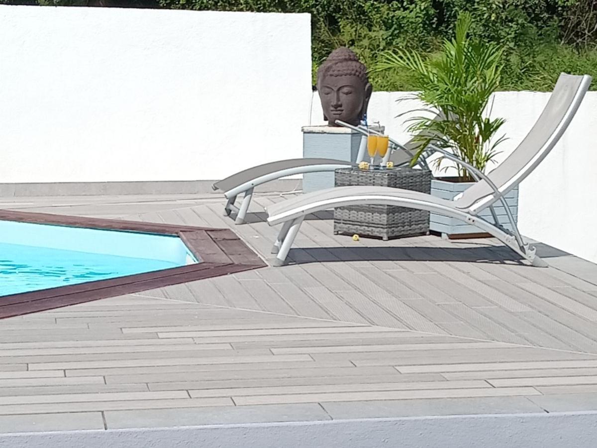 L'Instant Present Bed and Breakfast Le Moule Buitenkant foto